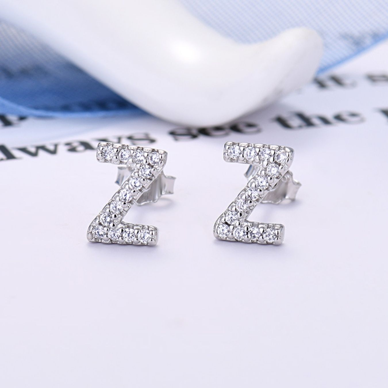 Initial Earrings "Identity"