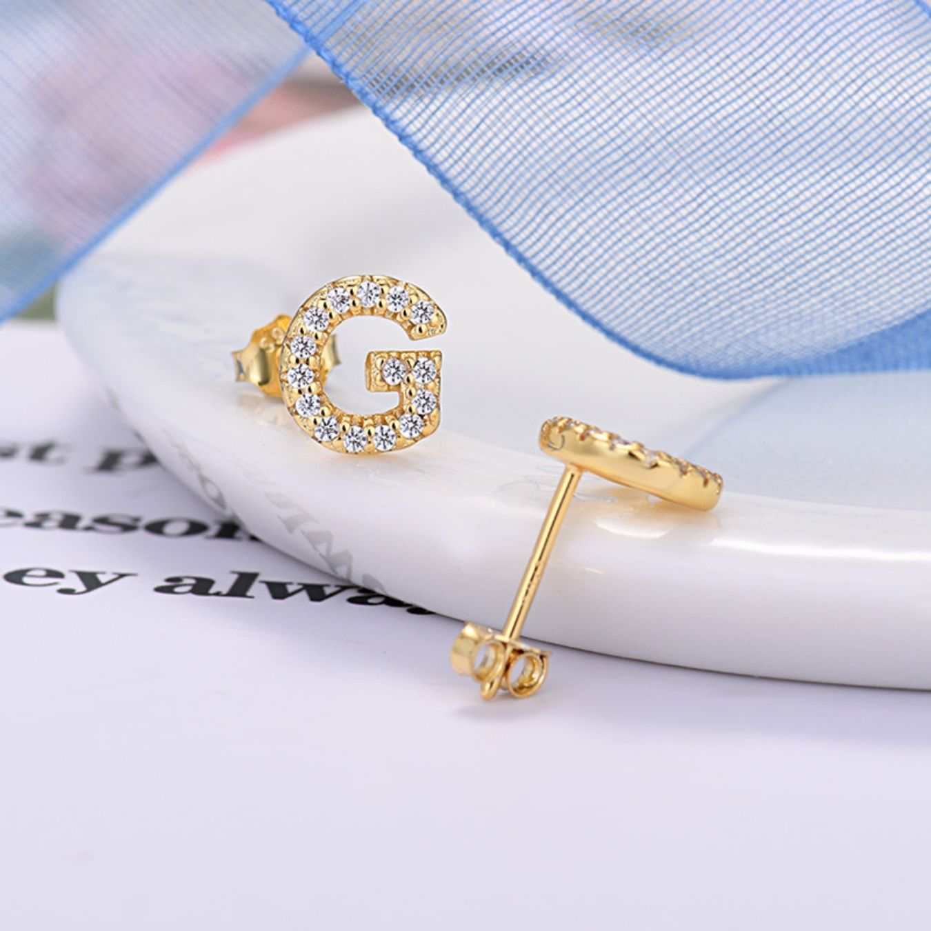 Initial Earrings "Identity"