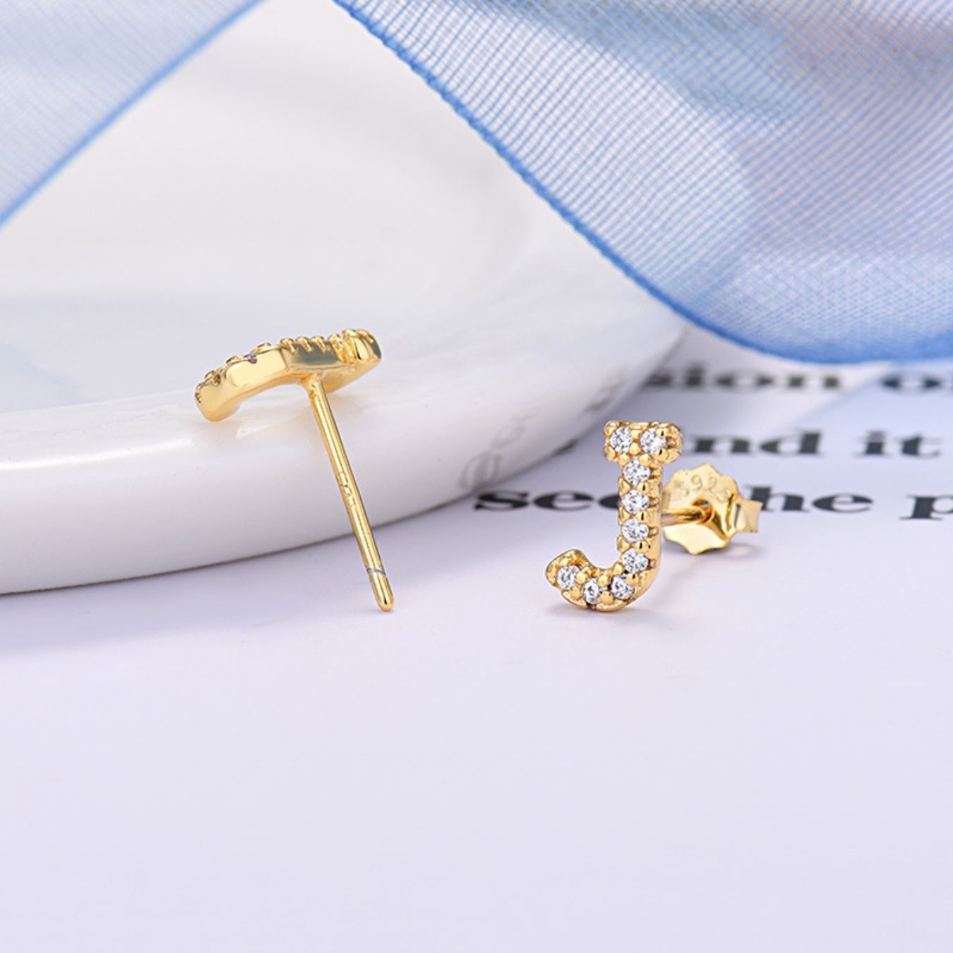 Initial Earrings "Identity"