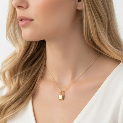 Initial Necklace "Gold Lock"