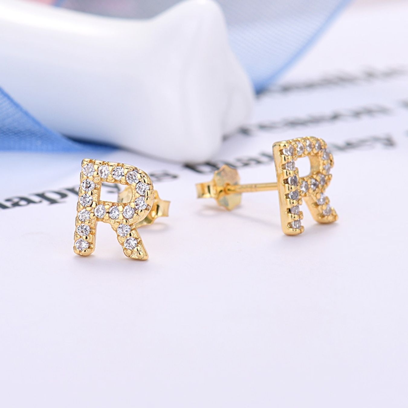 Initial Earrings "Identity"