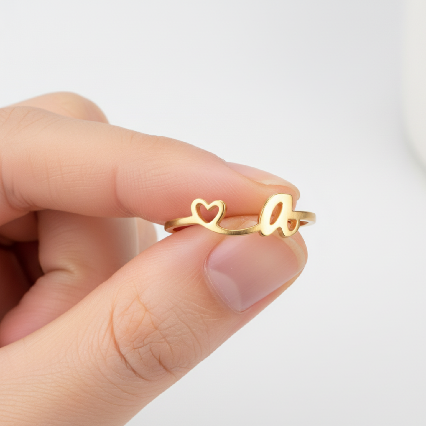 Adjustable Initial Ring "Pretty"