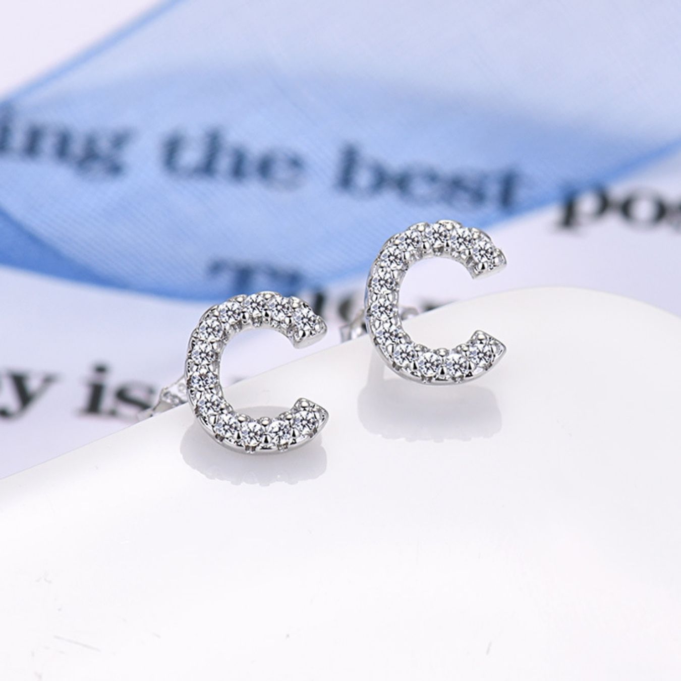 Initial Earrings "Identity"