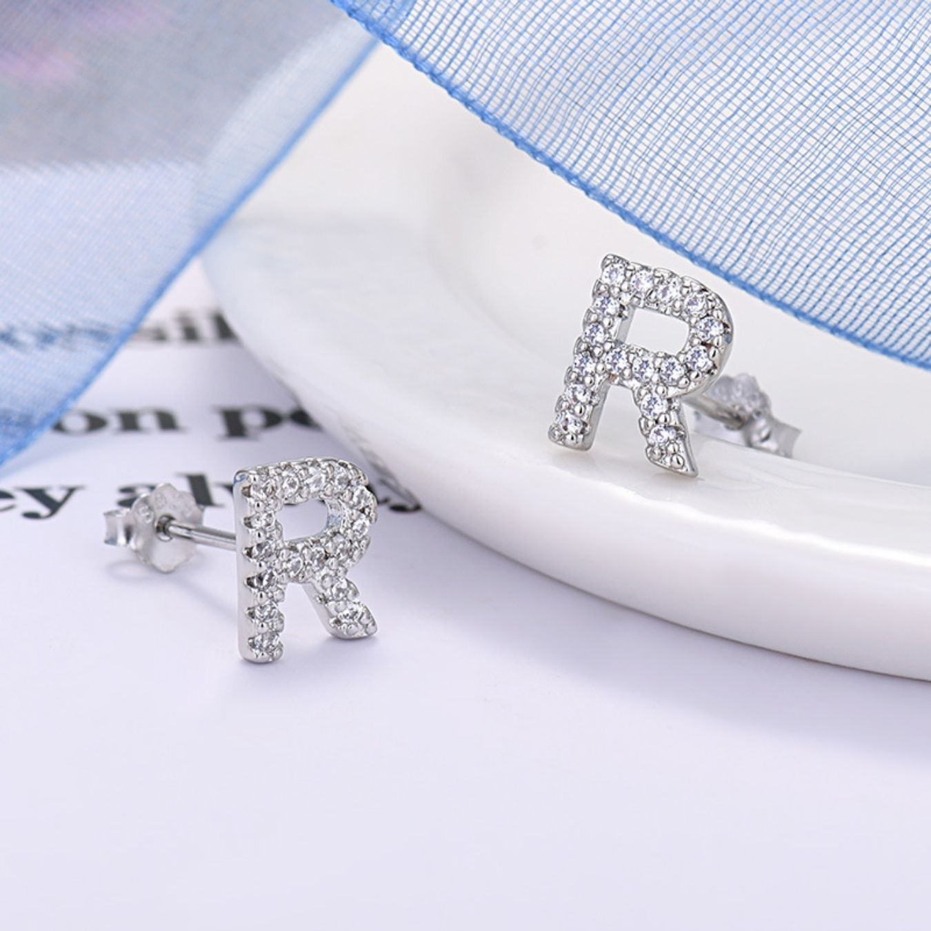 Initial Earrings "Identity"