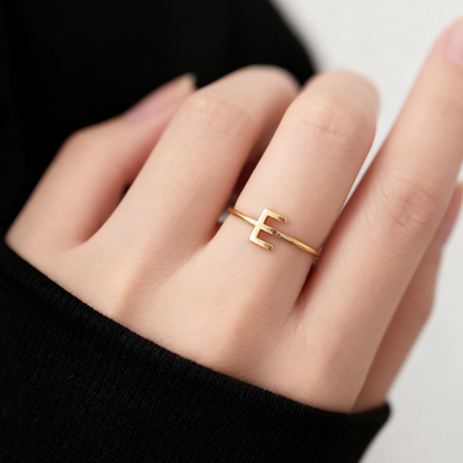 Adjustable Initial Ring "Chic"