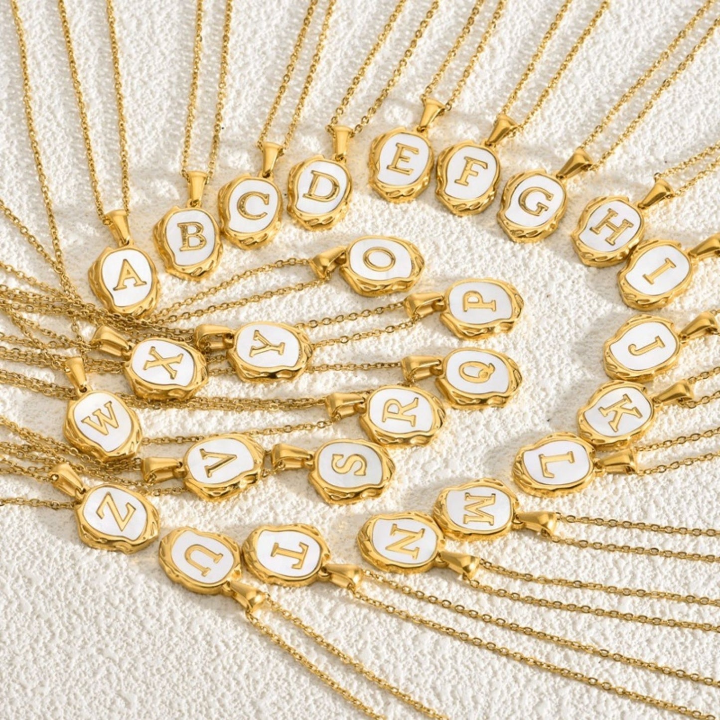 Initial Necklace "Noble"