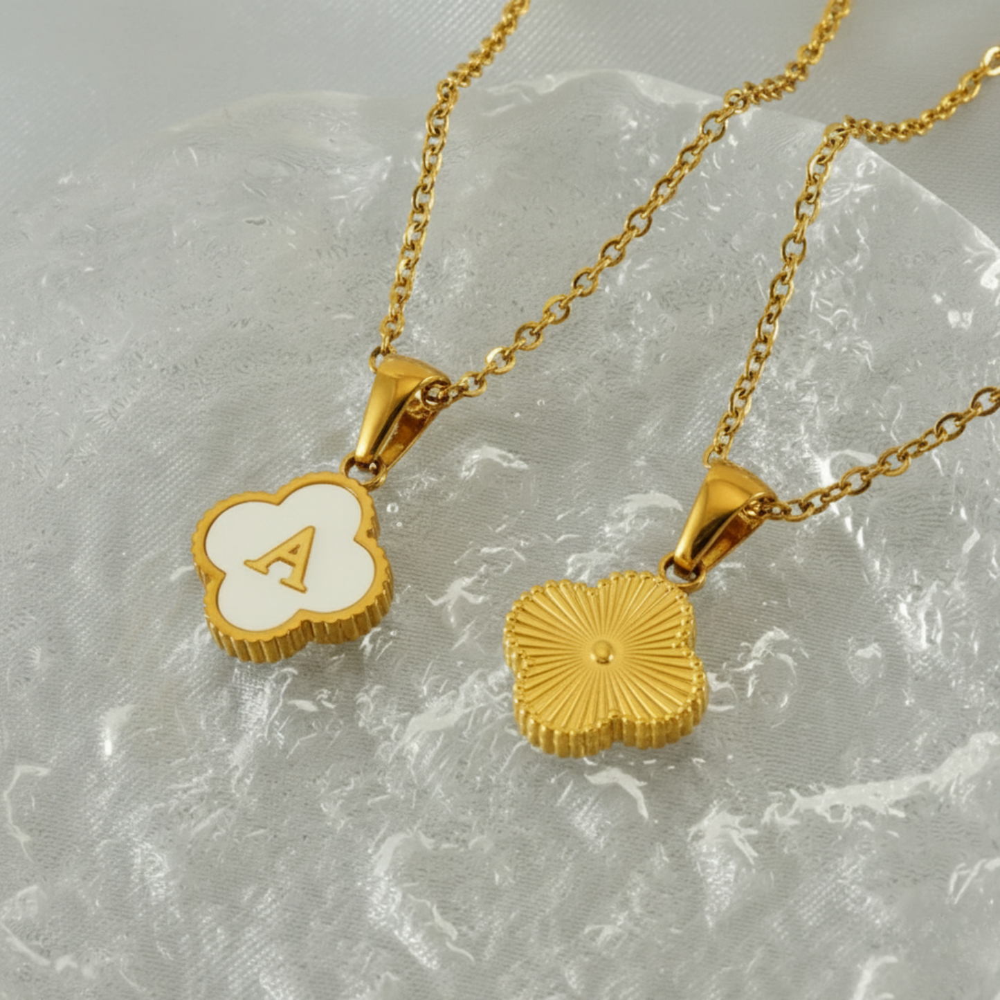 Initial Necklace "Lucky"