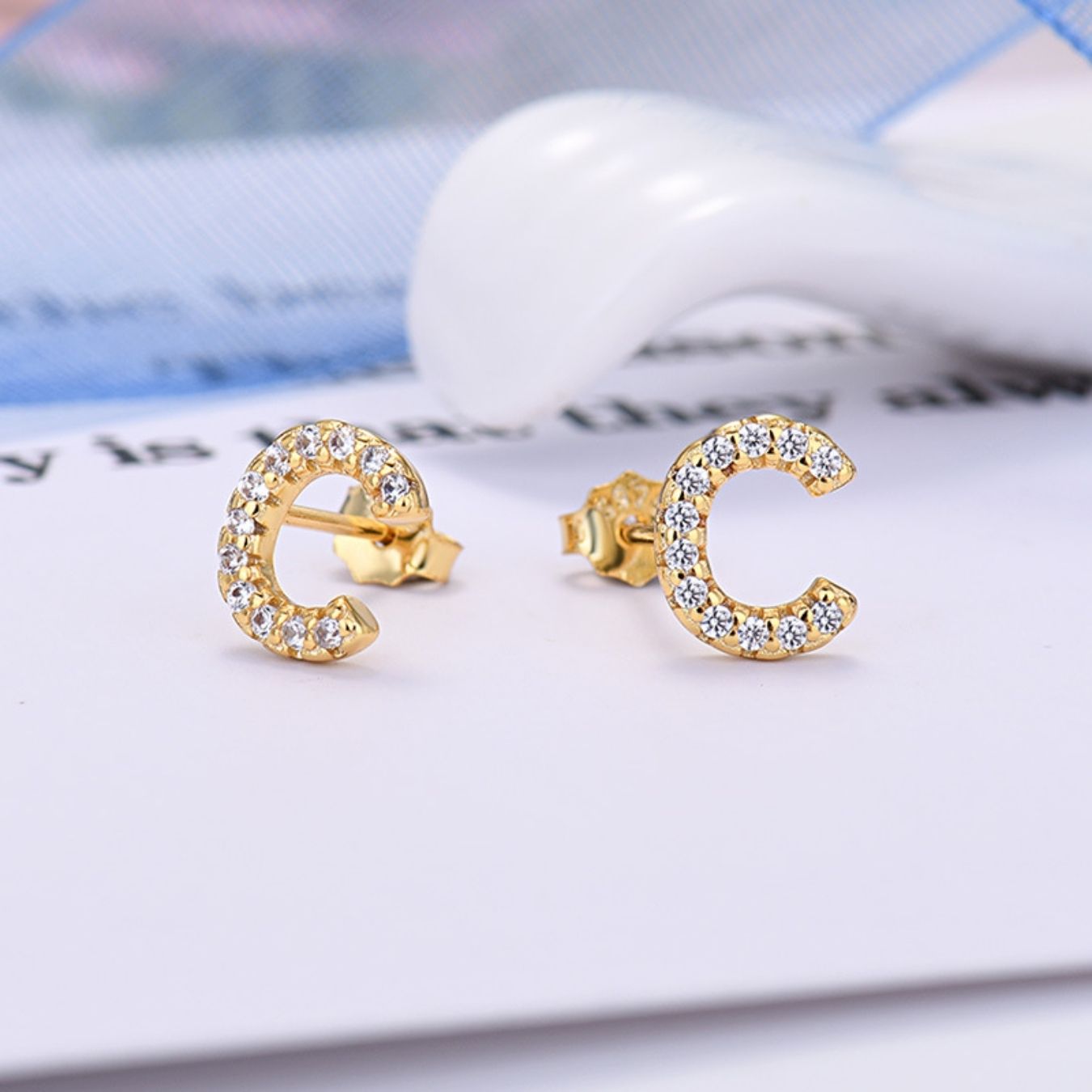 Initial Earrings "Identity"