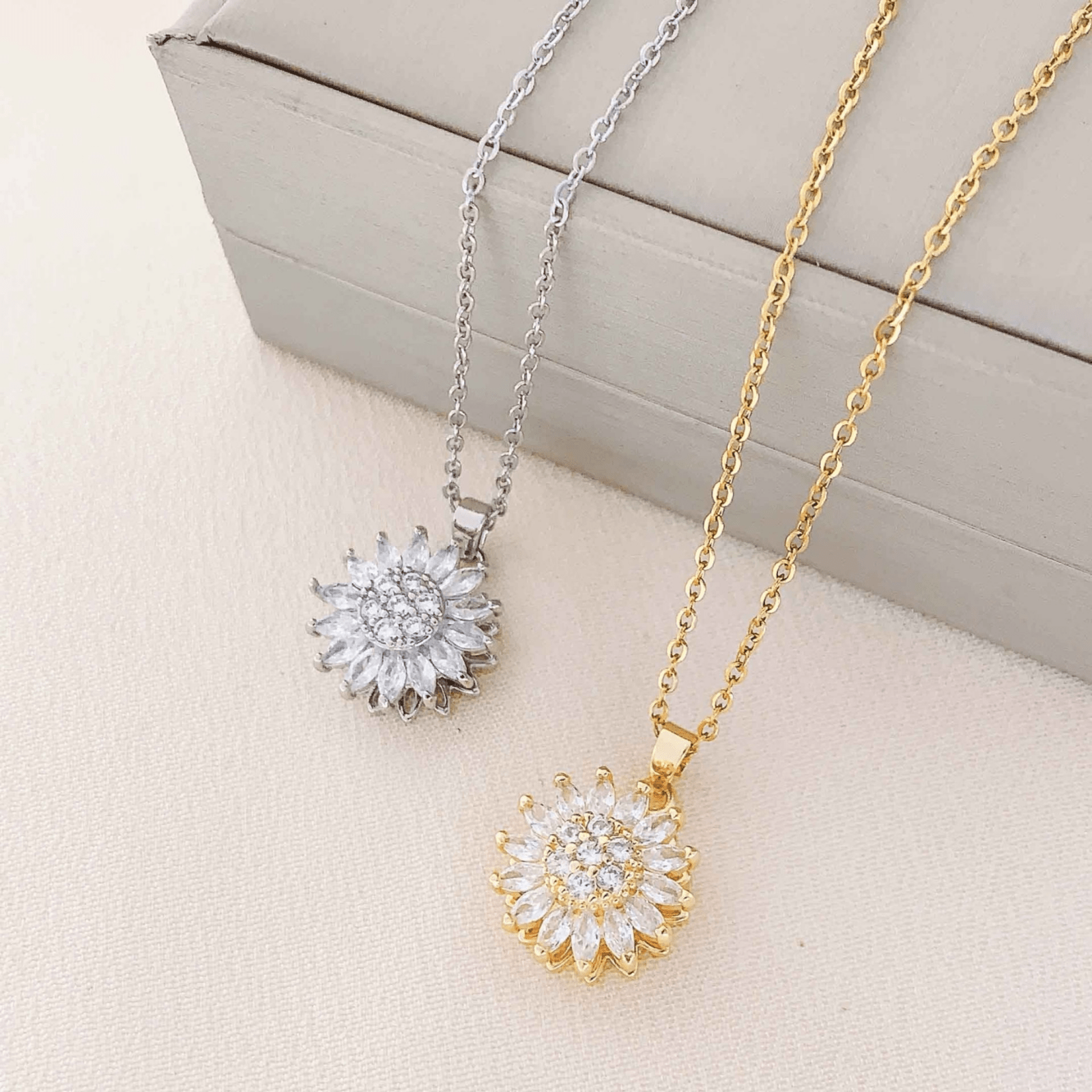 RICCARDI - COLLIER "Tournesol rotatif" - Riccardi