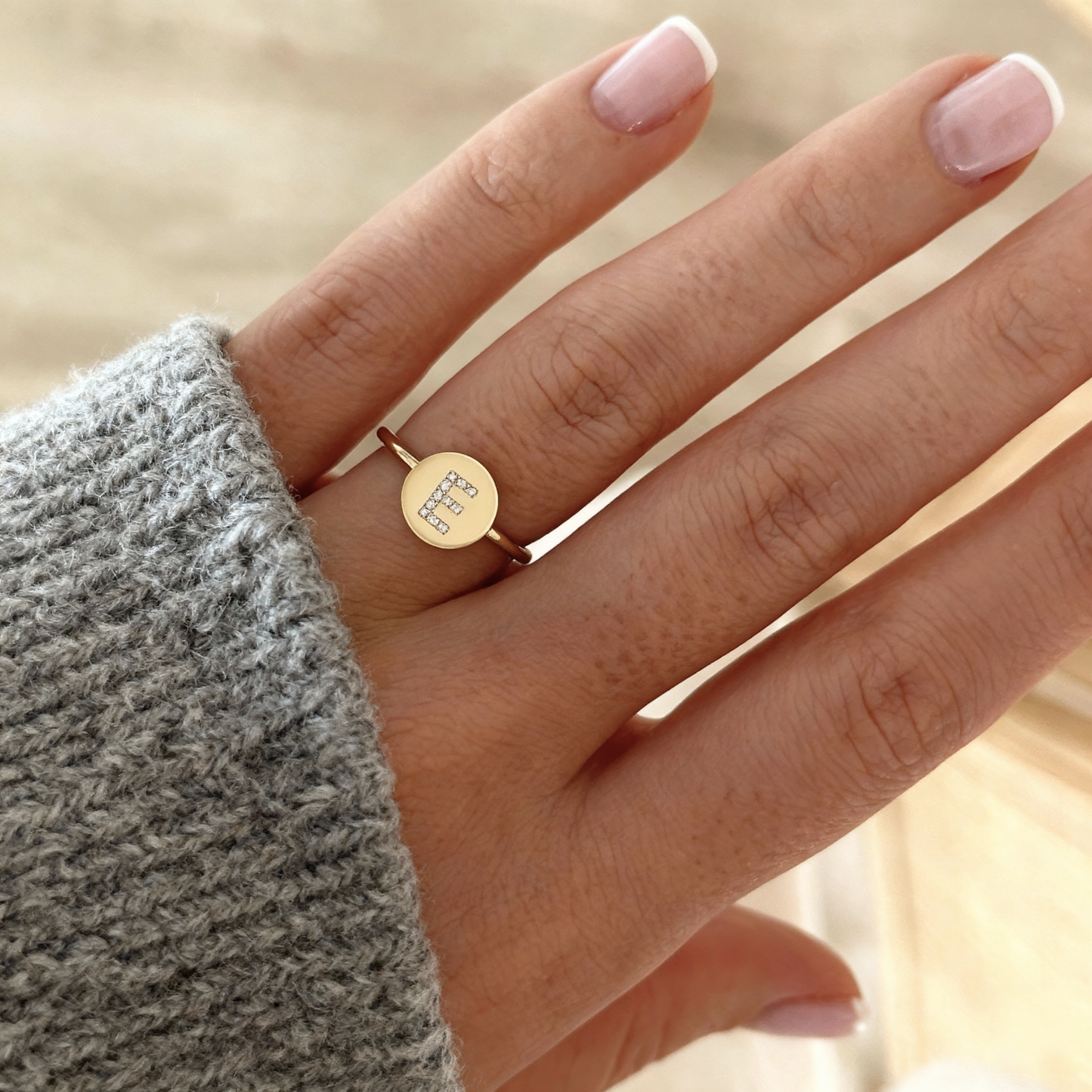 Adjustable Initial Ring "Gold Shine"